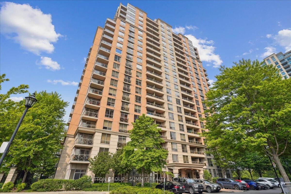 Property Photo: 5229 Dundas Street W 511 ON M9B 6L9