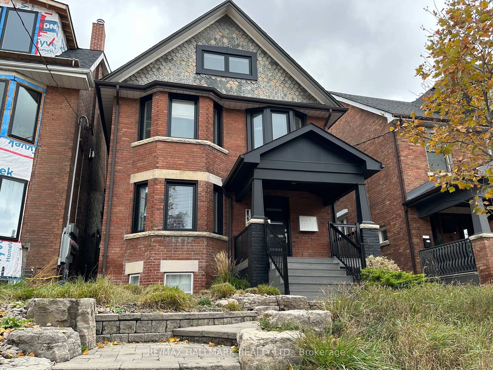 Property Photo: 14 Rosemount Avenue Lower ON M6H 2M1