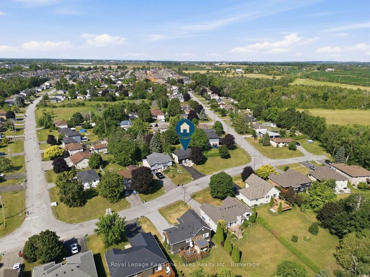 Property Photo: 449 William Street N ON K9V 0J5