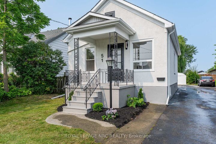 Property Photo: 51 Queen Street S ON L2V 3N2