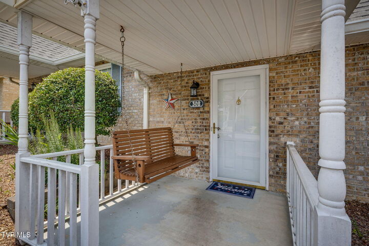 Property Photo: 302 Milton Court 302 TN 37664