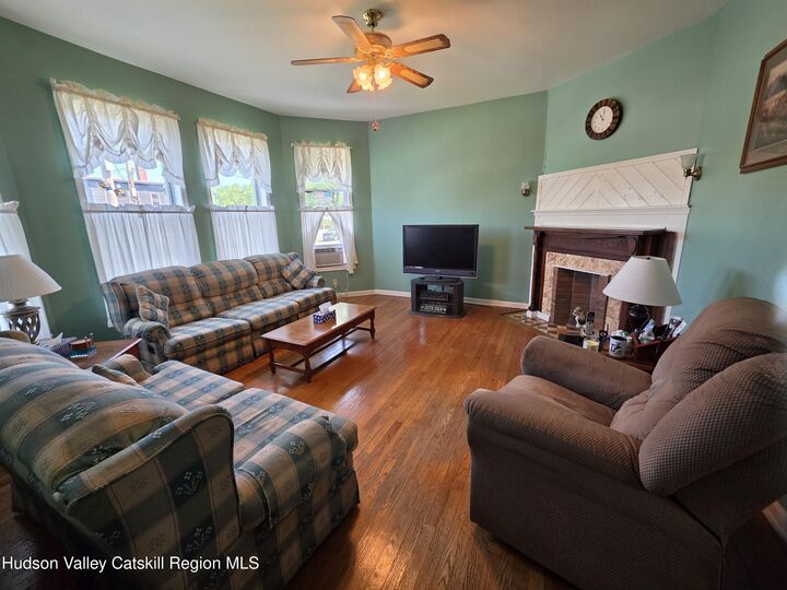 Property Photo:  83 Green  NY 12534 