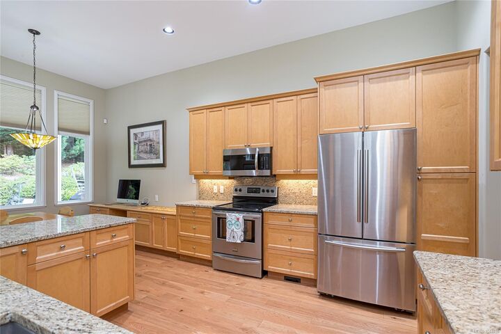 Property Photo: 1384 Cape Cod Dr BC V9P 2Y3