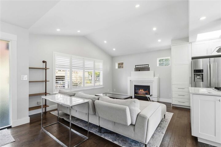 Property Photo: 2508 Shakespeare St BC V8R 4G5