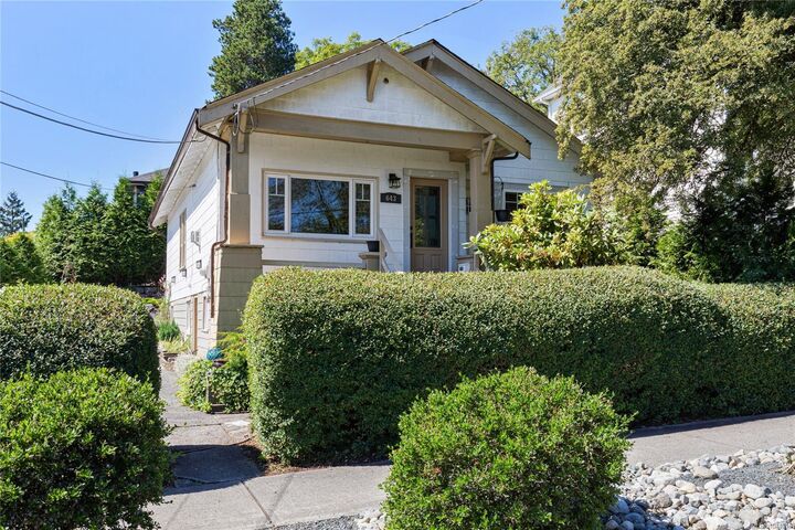 643 Kennedy St — photo 1