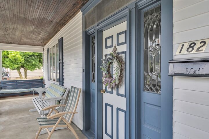 Property Photo:  182 Main Street  PA 15067 