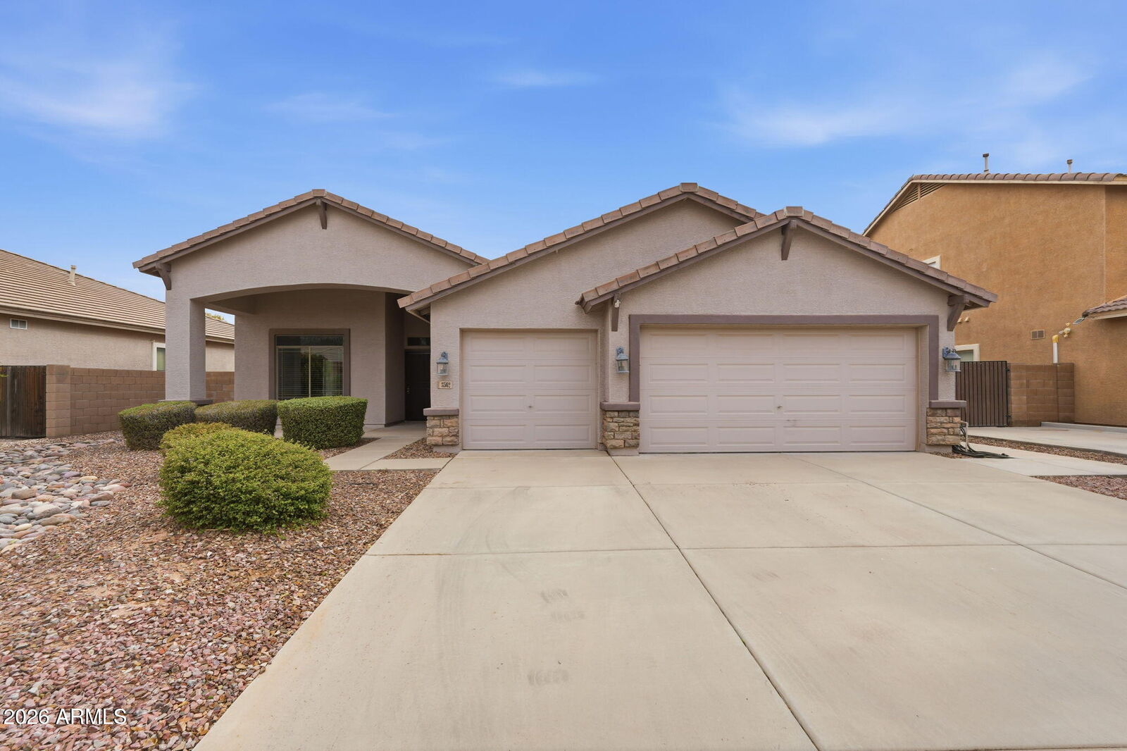 Property Photo: 3562 E Red Oak Lane AZ 85297
