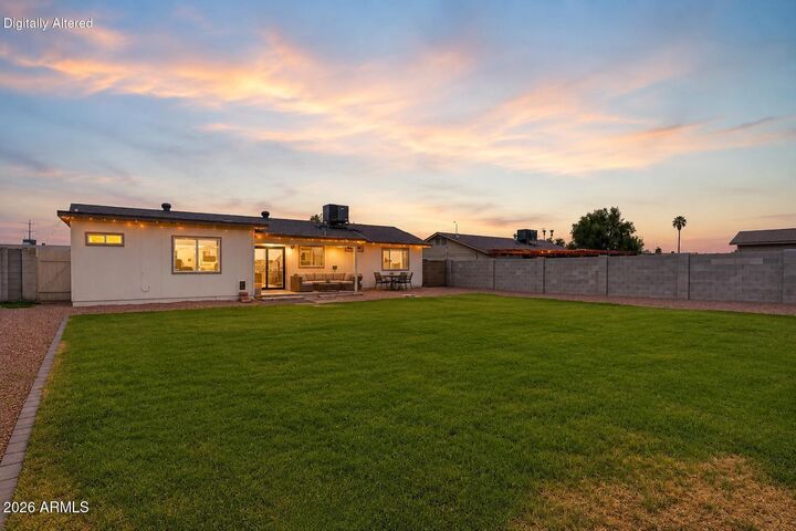 Property Photo:  5709 S Roberts Road  AZ 85283 