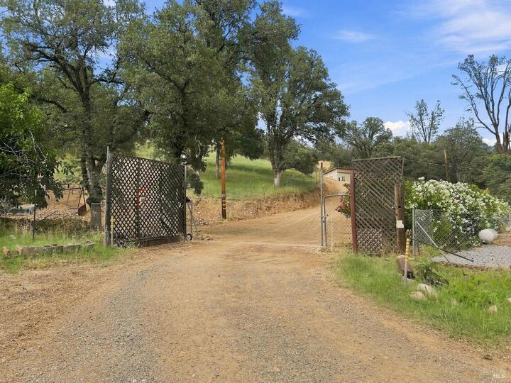 Property Photo:  1480 Kenyon Drive  CA 96001 