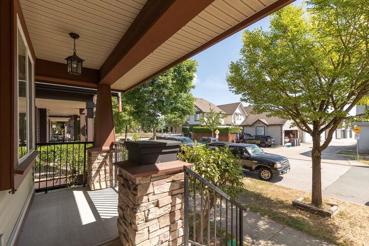 Property Photo:  7273 192A Street  BC V4N 5Y3 