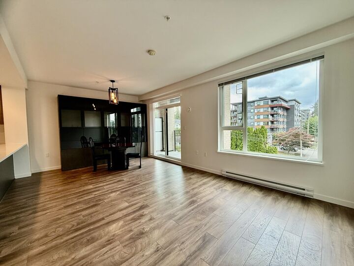 Property Photo: 621 Regan Avenue 312 BC V3J 0K1