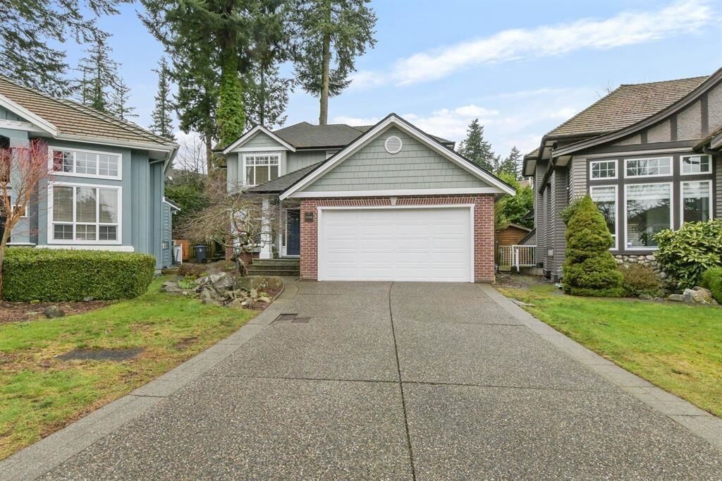 Property Photo: 15560 36B Avenue BC V3Z 0H1