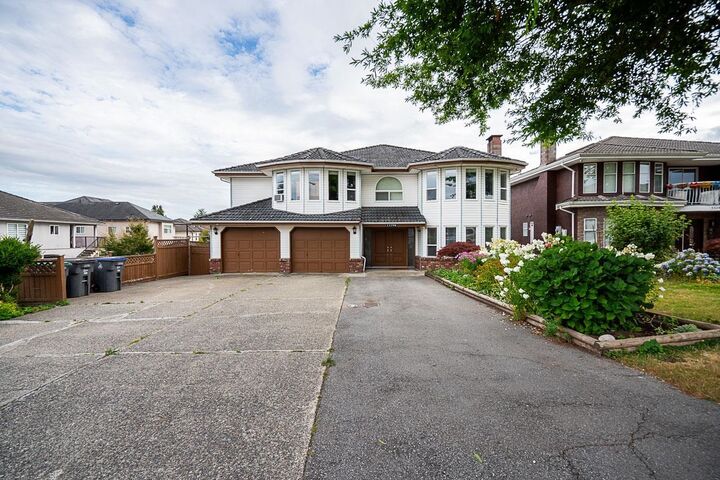 Property Photo: 13398 89 Avenue BC V3V 7W1