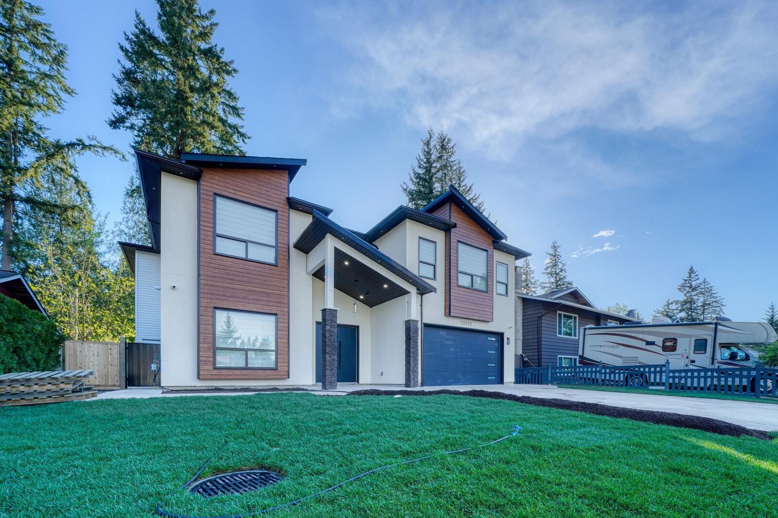 Property Photo: 20070 46A Avenue Avenue BC V3A 6J3