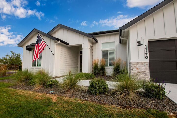 Property Photo: 11770 W Meadowbreeze St ID 83669