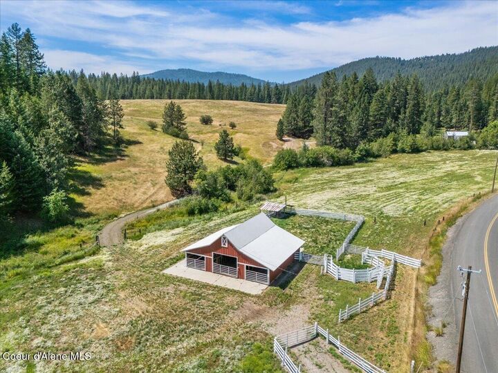 Property Photo: 5393/5397 S Stach Rd ID 83814