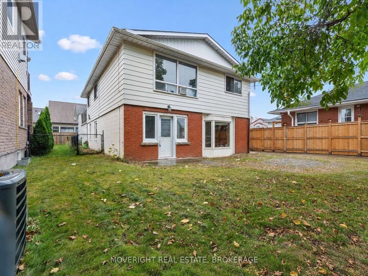 Property Photo:  12 A Third Ave Louth Avenue  ON L2R 6P9 