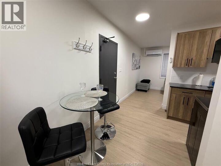 Property Photo: 808 Ottawa Street 3 ON N8X 2C6