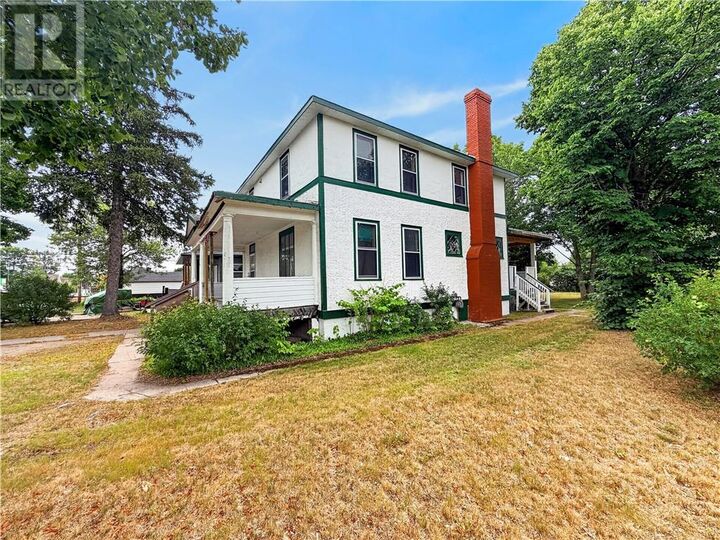 Property Photo: 75 Spruce Street ON P5E 1S6
