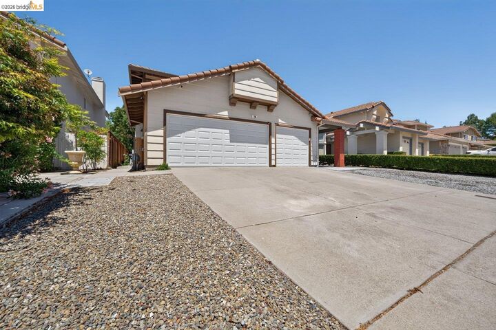 Property Photo:  4949 Wagon Wheel  CA 94803 