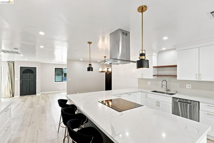 Property Photo:  2303 Monte Vista Dr.  CA 94564 