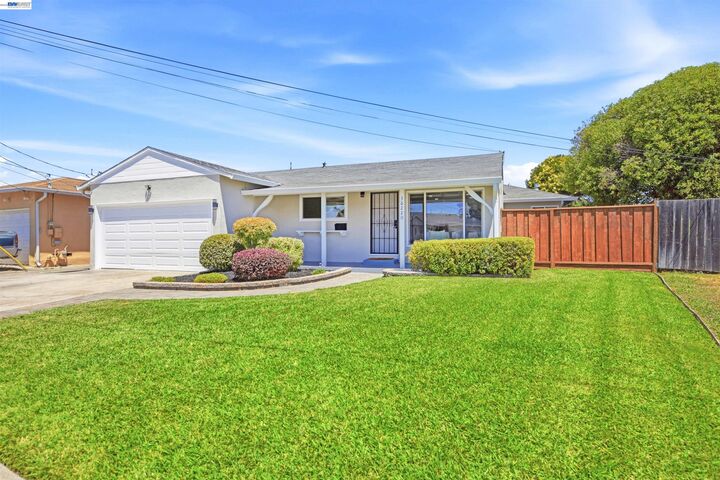 Property Photo: 36220 Pizarro Dr CA 94536