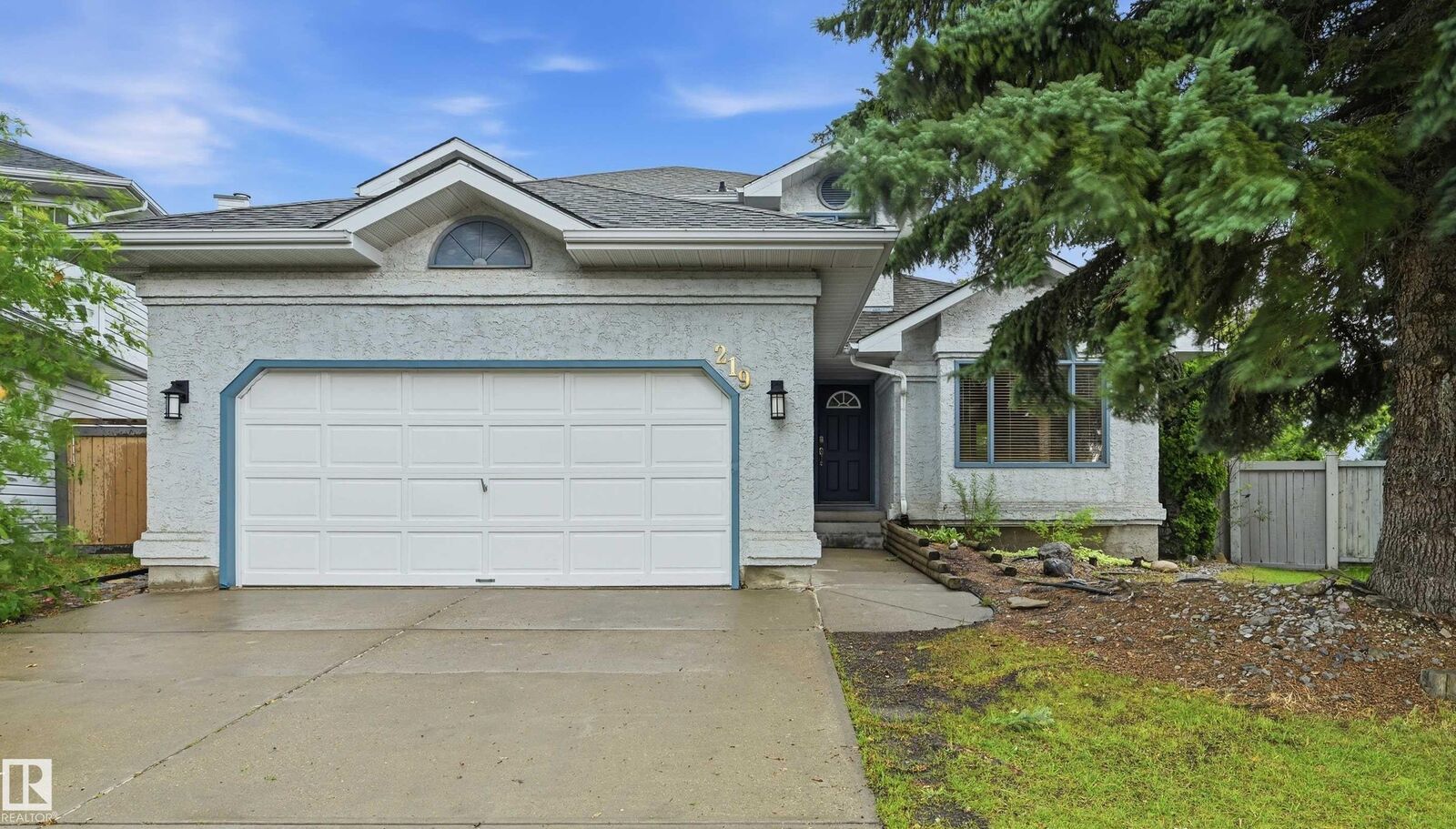 Property Photo: 219 Buchanan Close NW AB T6R 2B7