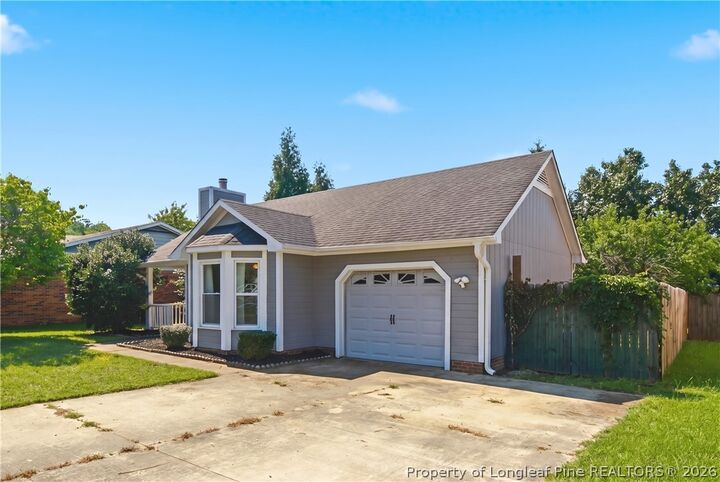 Property Photo:  2210 Twinflower Court  NC 28304 