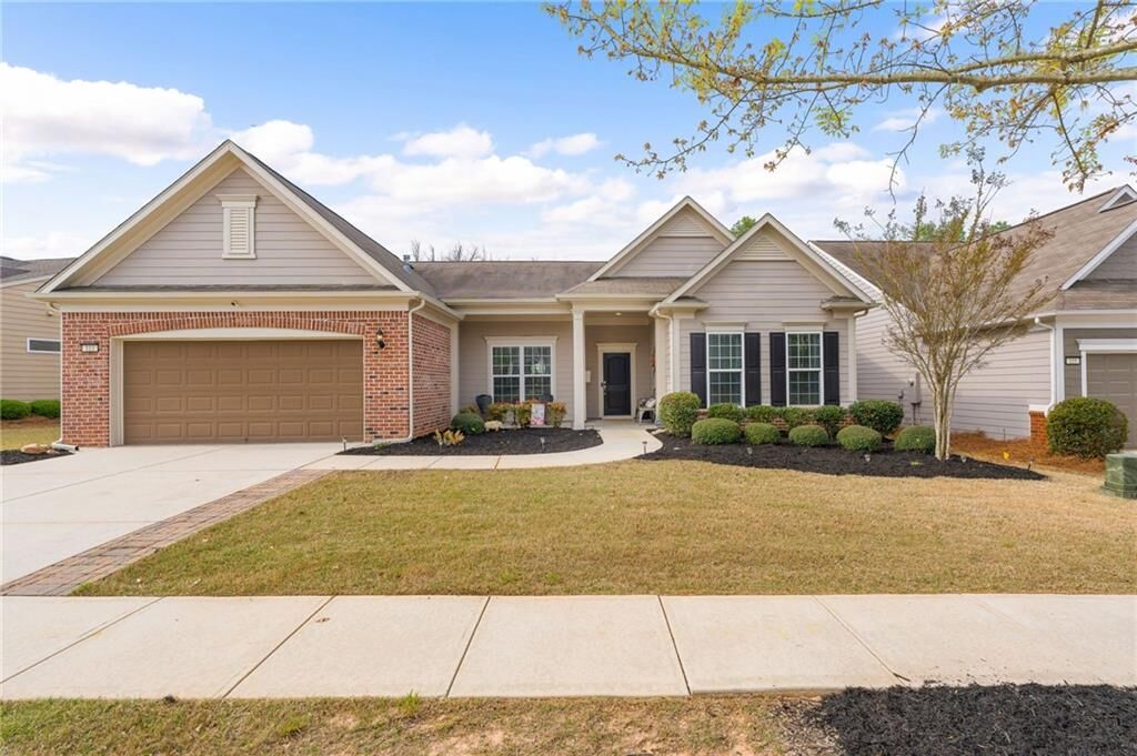Property Photo: 113 Marigold Court GA 30223