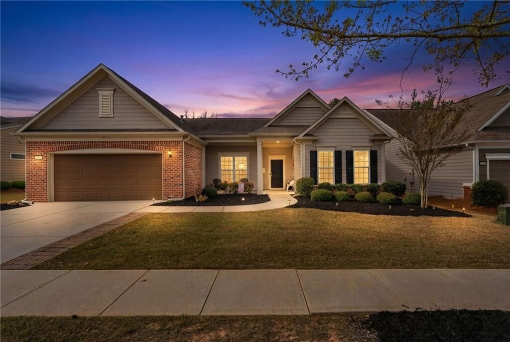 Property Photo:  113 Marigold Court  GA 30223 