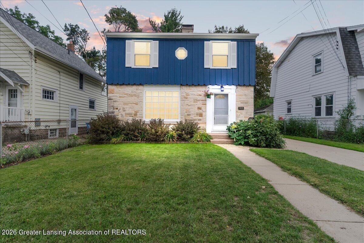 Property Photo: 915 W Barnes Avenue MI 48910