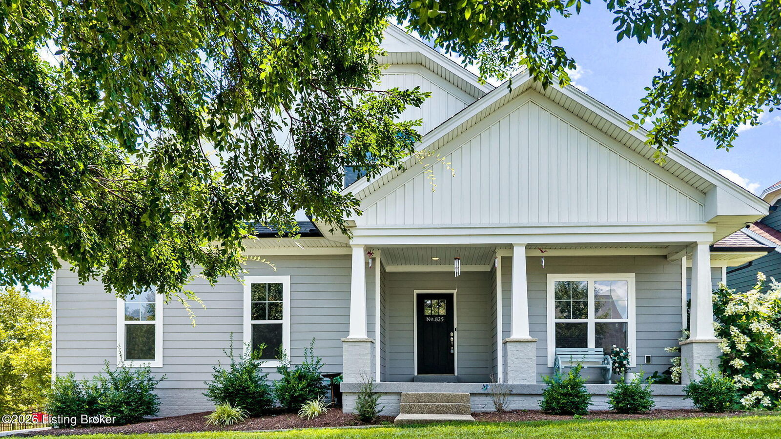 Property Photo: 825 Artisan Pkwy KY 40031