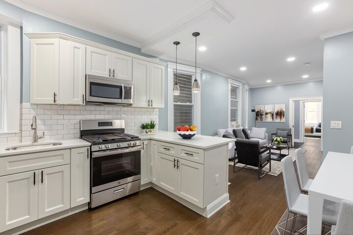 Property Photo:  380 Baldwin Ave 2R  NJ 07306 