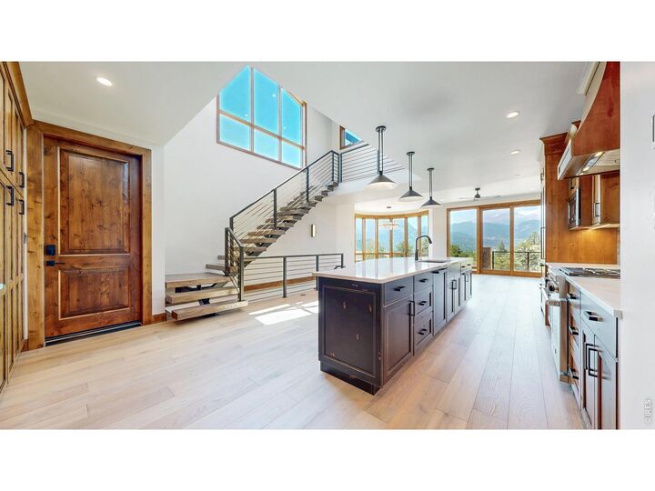 Property Photo: 293 Overlook Ct CO 80517