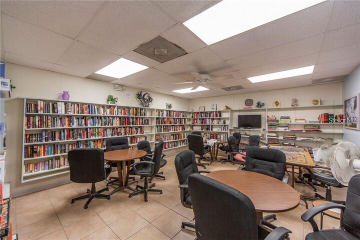 Property Photo: 5356 81st Street N 15 FL 33709