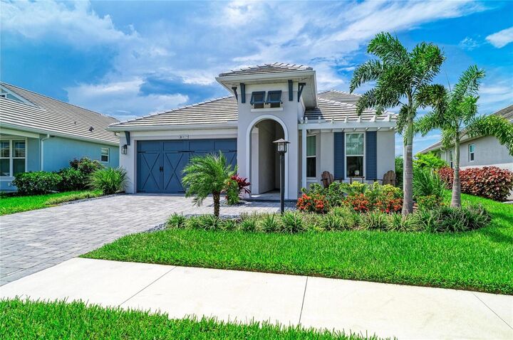 Property Photo: 8079 Slipway Dr FL 34240