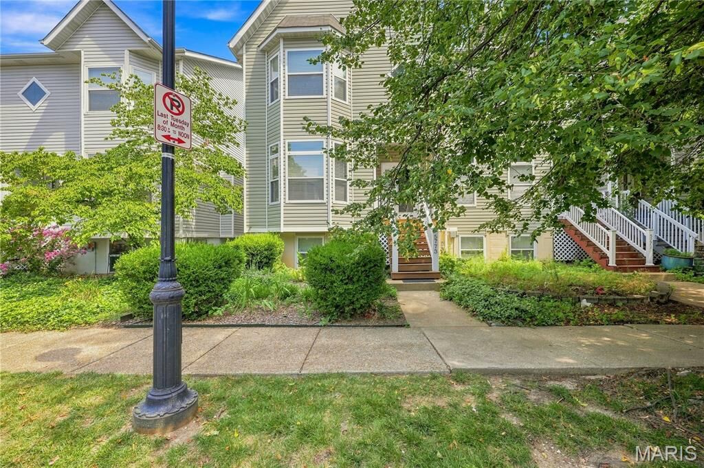 Property Photo:  5773 Kingsbury Place  MO 63112 