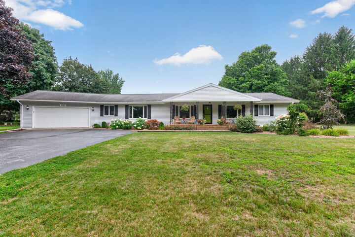 Property Photo: 1062 S Parma Road MI 49269