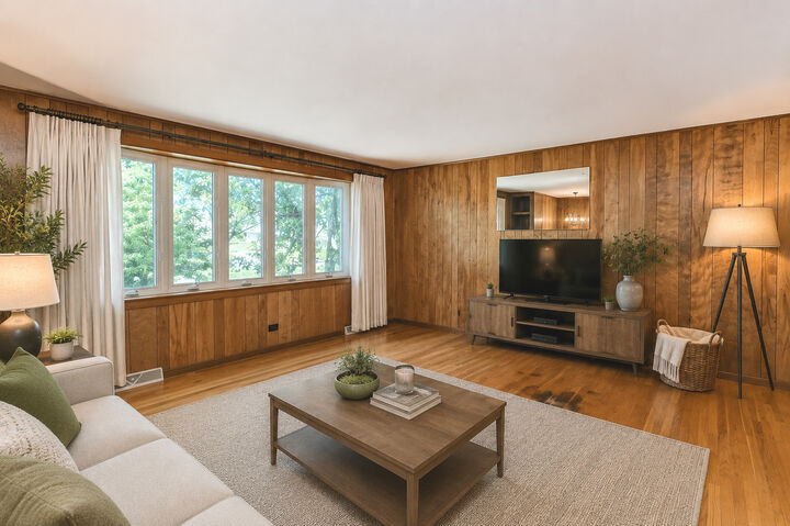 Property Photo: 8719 Willow Road IL 60457