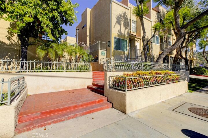 Property Photo: 10260 Plainview Avenue 22 CA 91042