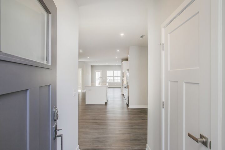 Property Photo: 103 Great Falls Ct TN 37066