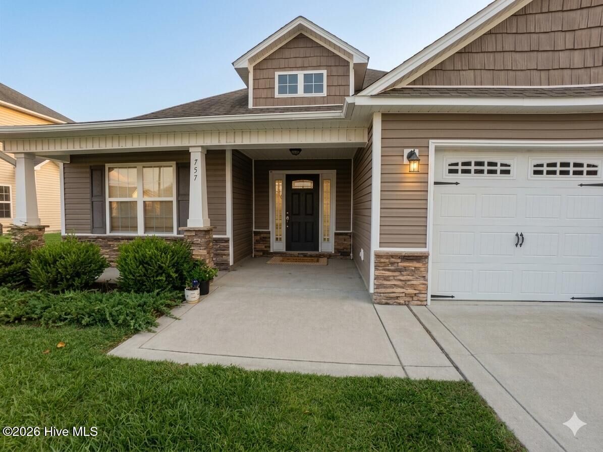 Property Photo: 757 Radiant Drive NC 28546