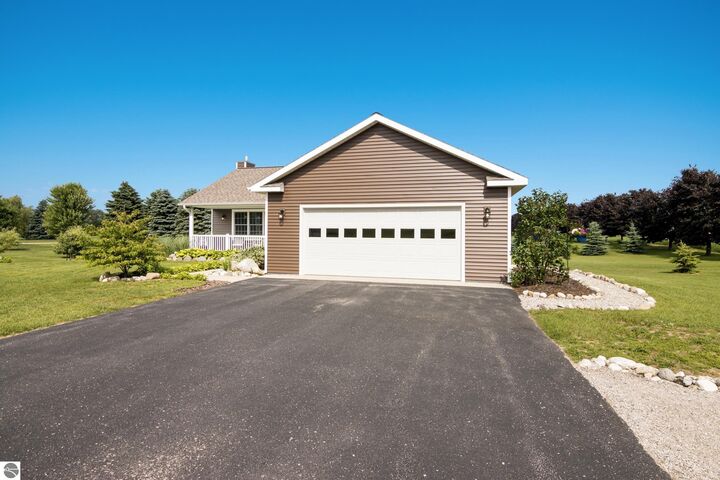 Property Photo: 7874 E Longbranch Circle MI 49684