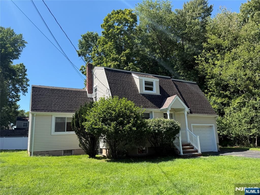 Property Photo:  36 Morningside Avenue  NJ 07626 