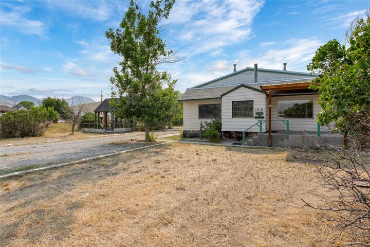 Property Photo: 1318 Williams Street MT 59602
