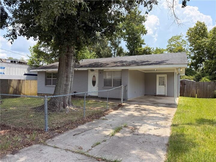 Property Photo: 3236 Reine Avenue LA 70458
