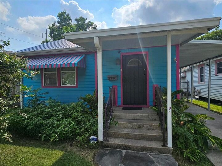 Property Photo:  3716 Pauger Street  LA 70122 
