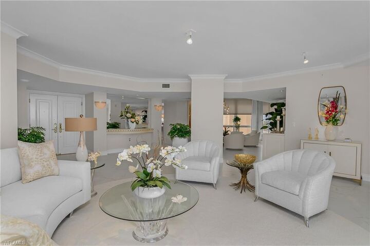 Property Photo: 4021 Gulf Shore Blvd N 903 FL 34103