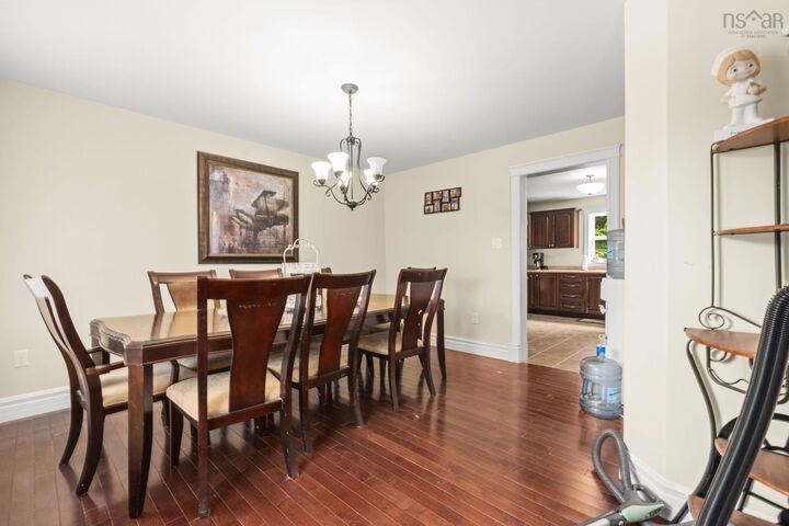 Property Photo:  280 Daisywood  NS B4B 0E1 