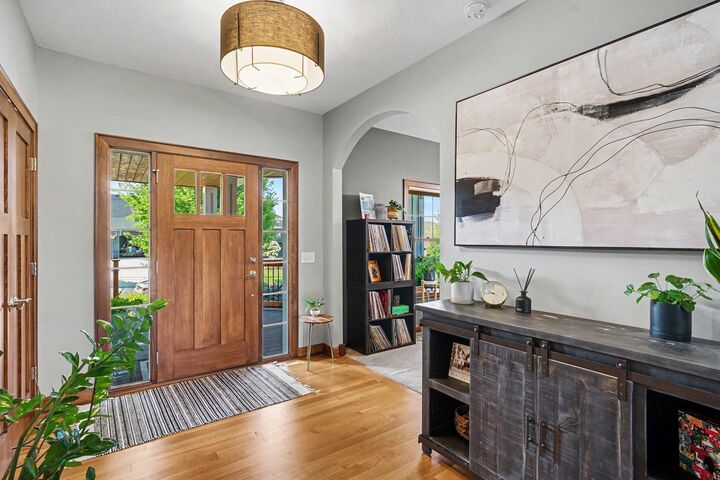 Property Photo:  1701 Huron Court  MN 55057 